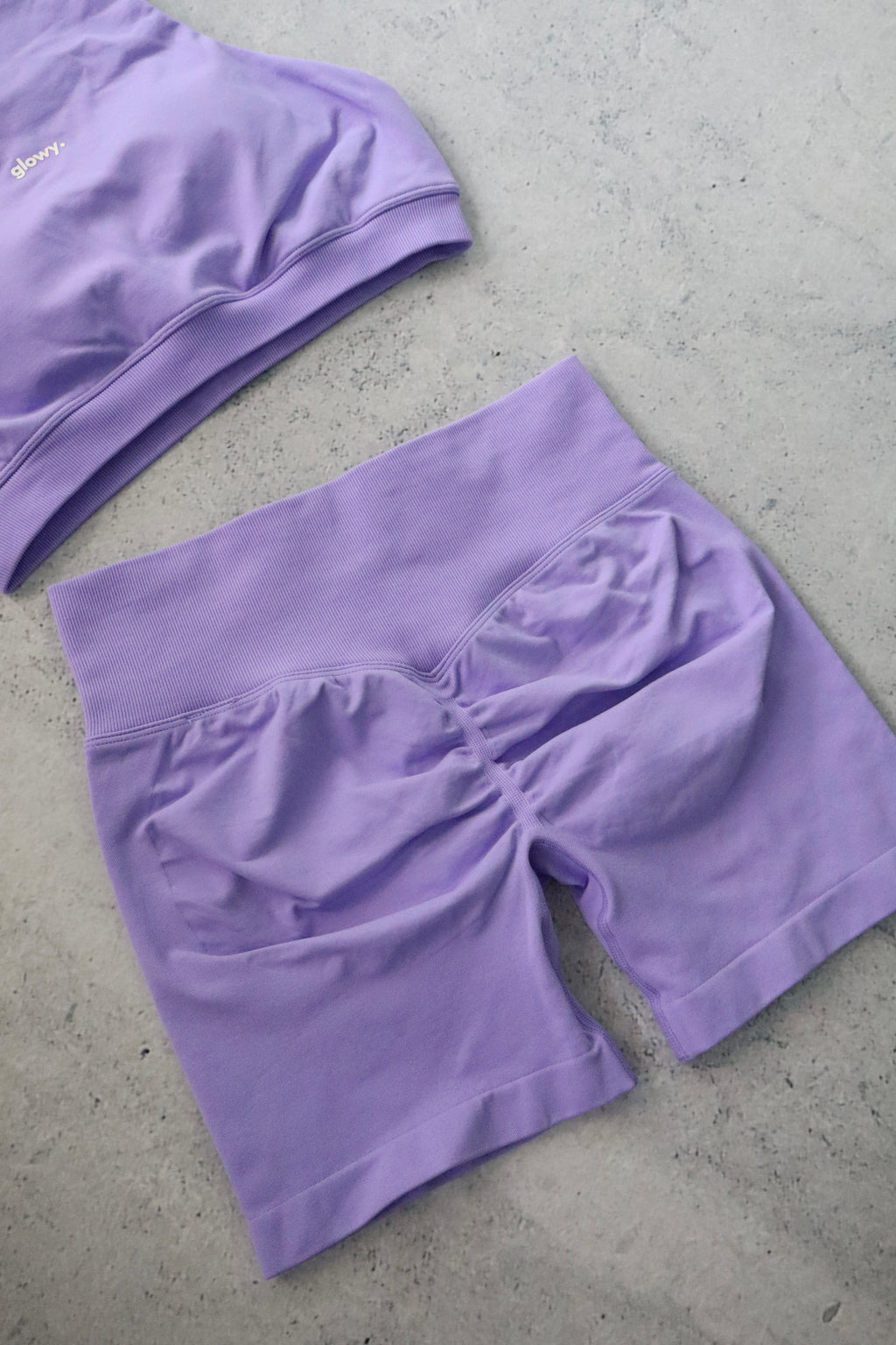 Talla M y L - Morado