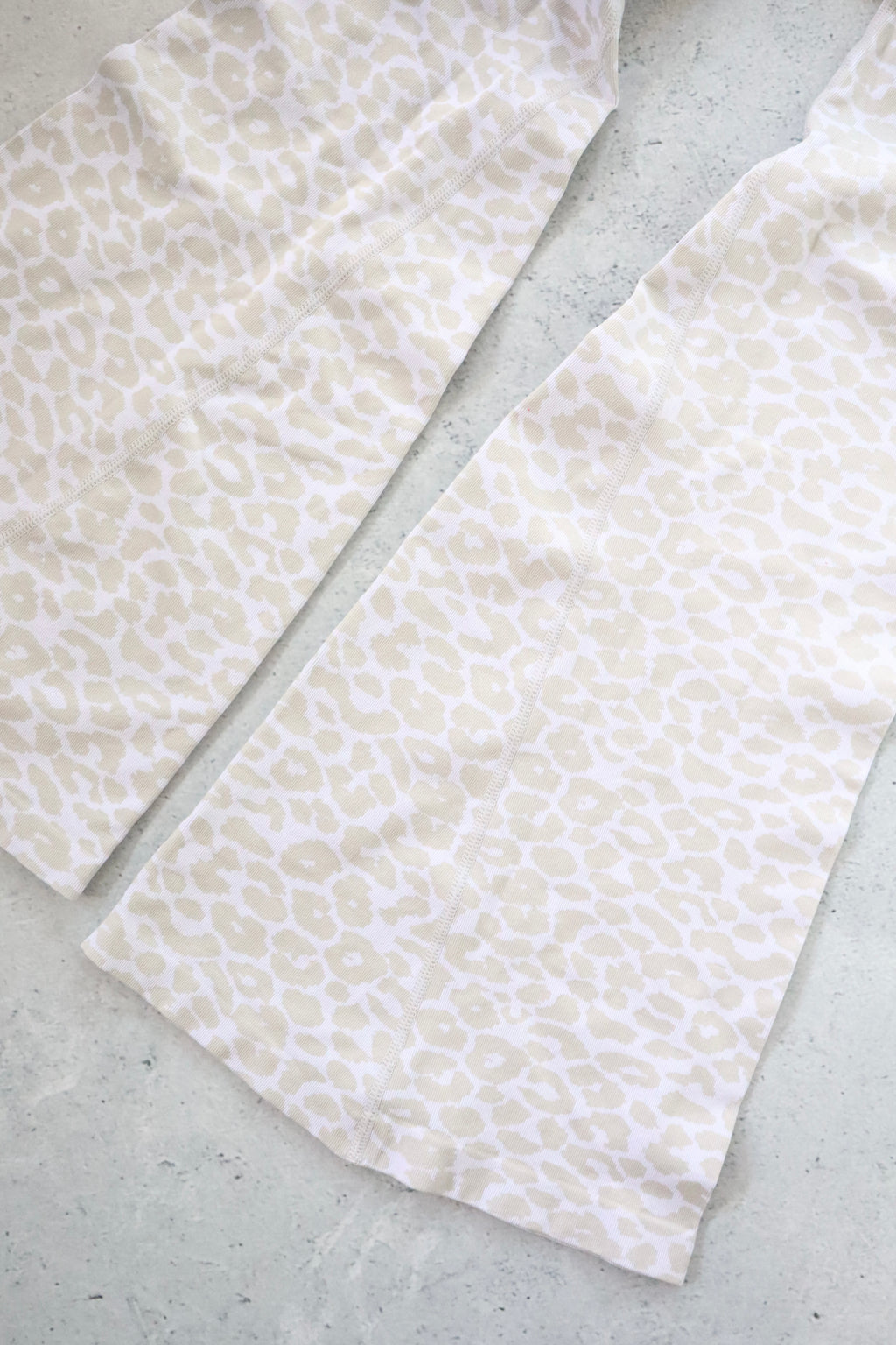 Talla M - Blanco/Gris